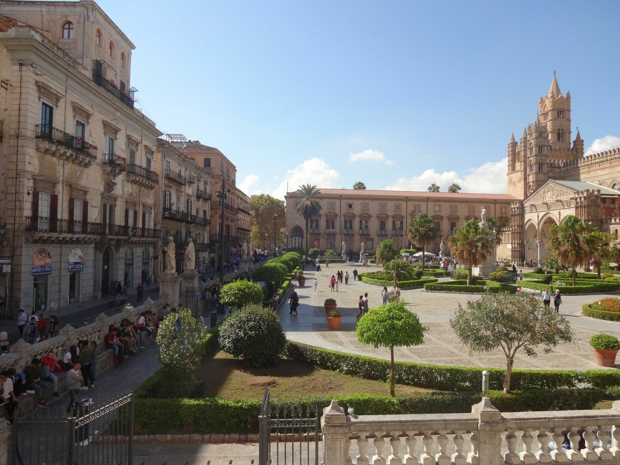 I Vicini Della Cattedrale Bed and Breakfast Palermo Exteriör bild