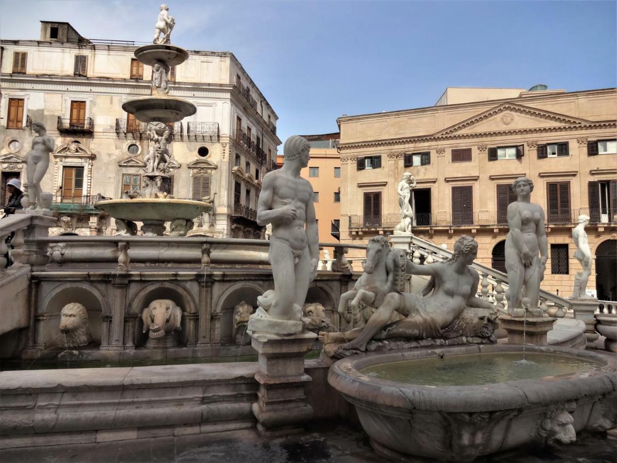 I Vicini Della Cattedrale Bed and Breakfast Palermo Exteriör bild